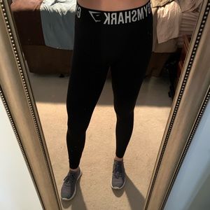BLACK SEAMLESS GYMSHARK LEGGINGS